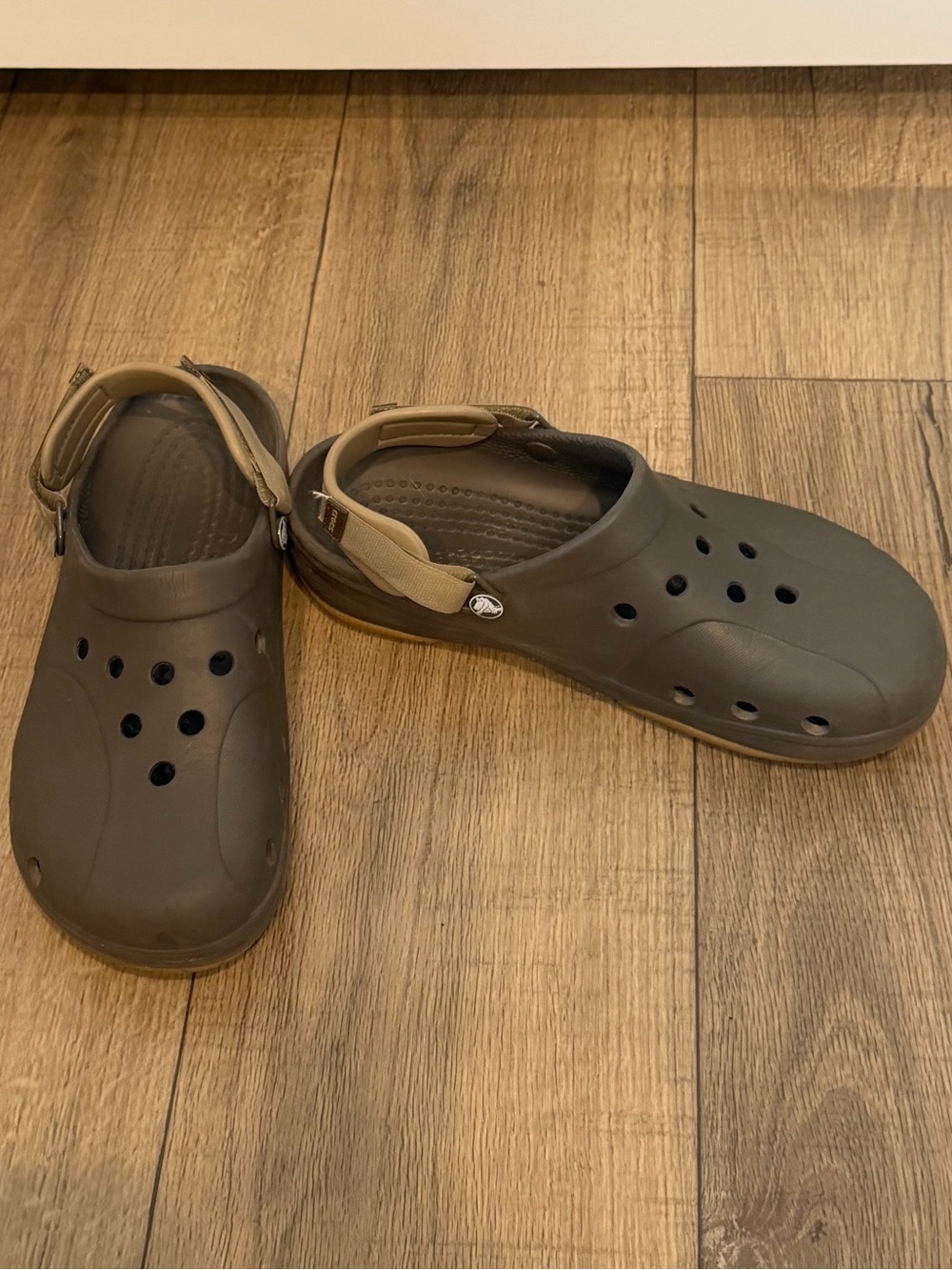 Crocs Brown Boulder Colorado Clogs Casual Shoes Size Mens 11 comfort strap EUC